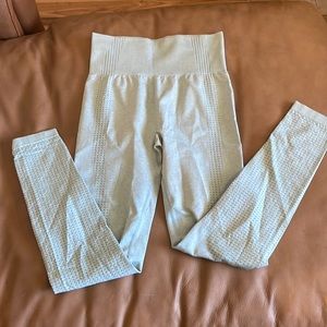 Cute mint color leggings